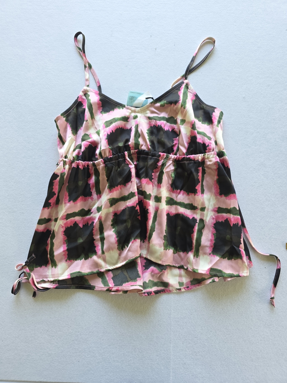 Tie-Detailed Spaghetti Strap Tank Top In Pink & Black